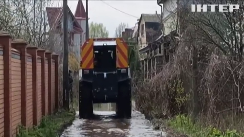 Весняне водопілля іде на спад: репортаж із затоплених населених пунктів неподалік Києва