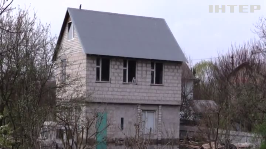 До трьох метрів піднялася вода на Дніпропетровщині: затопило сотні дачних будинків