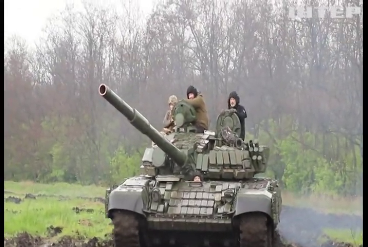 ЗСУ на передовій працюють на трофейних танках Т-72