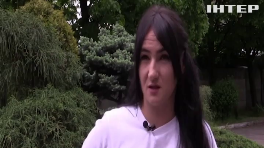 Вирвалась з пекла з другої спроби: історія жінки з дитиною, що тікала з Лисичанська