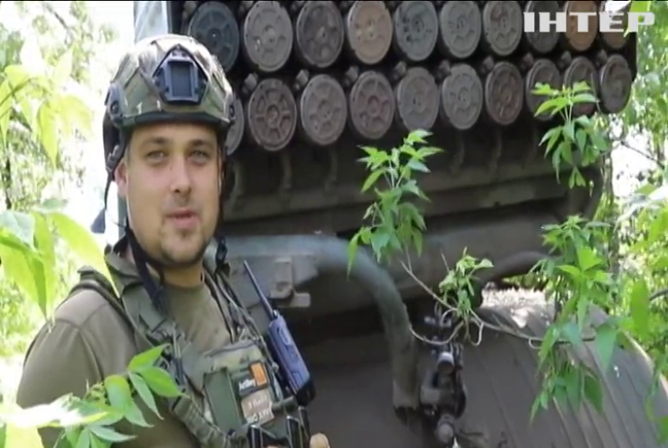 Артилеристи допомагають звільняти українську землю