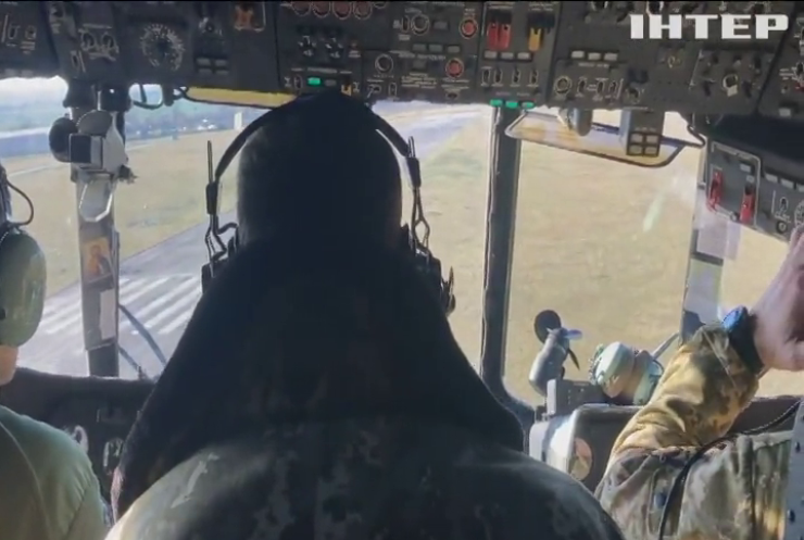 Місія на "Азовсталі": героїчна історія командира вертолітної ланки МІ-8