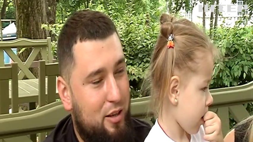 Герой з прапор Юрій Гайсан розповів  про зустріч із Президентом, про втрати й успіхи на фронті