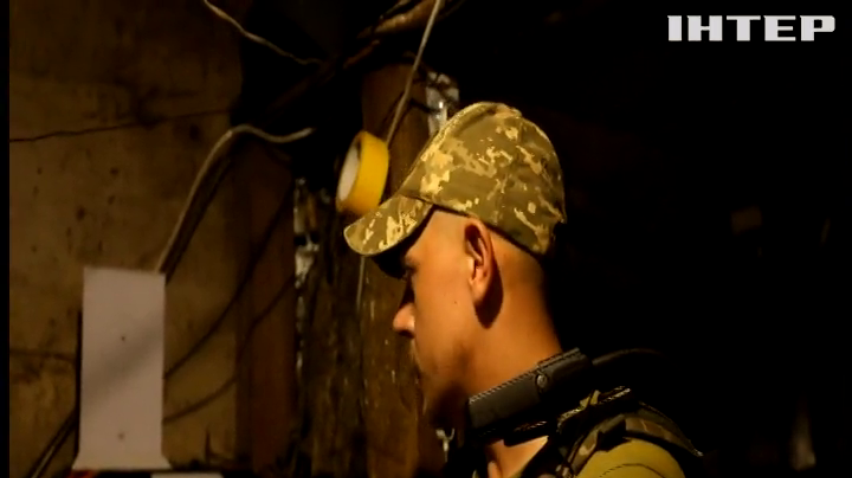 Українські артилеристи працюють по ворожих позиціях попри обстріли