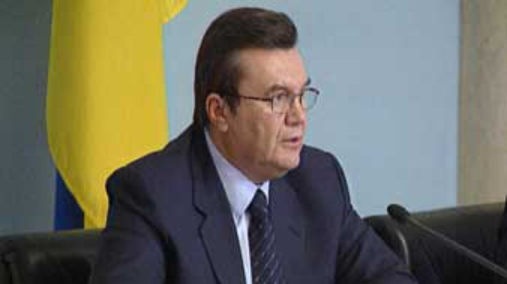 Янукович заявляет об "угрожающем положении" в расчетах за электроэнергию