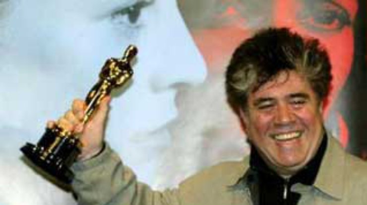 Лауреат премии "Оскар", испанский кинорежиссер Педро Альмодовар резко осудил войну в Ираке