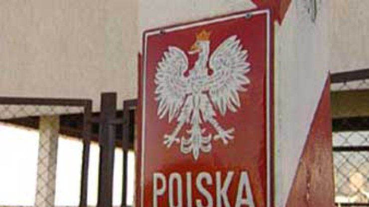 Гражданин Польши пытался вывезти из Украины 368 деталей к военному самолету