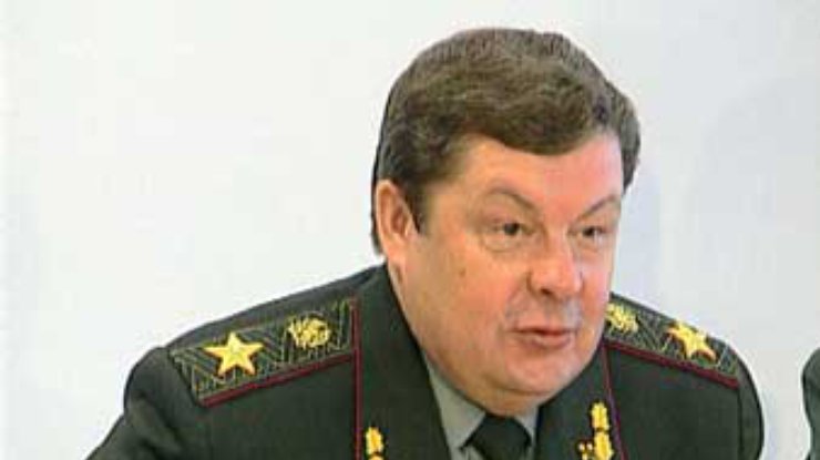Шкидченко и министр обороны Беларуси обсудят углубление военного сотрудничества