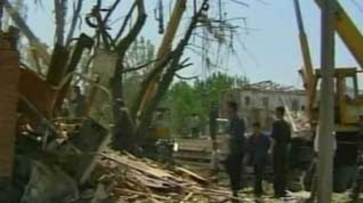 В Чечне террористы взорвали здание ФСБ - погиб 41 человек