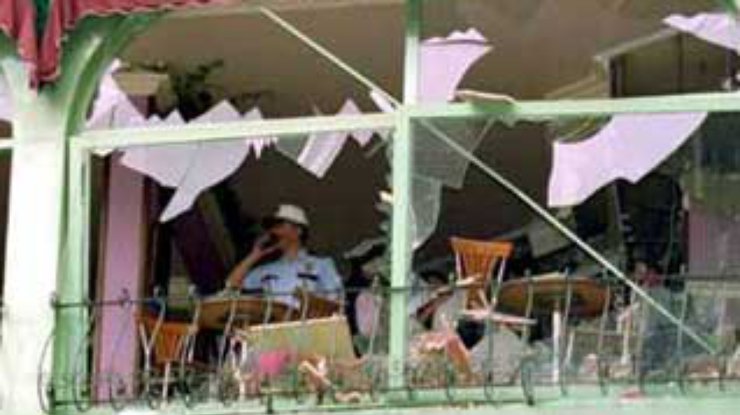 В результате взрыва в кафе Анкары погибла женщина и один человек ранен