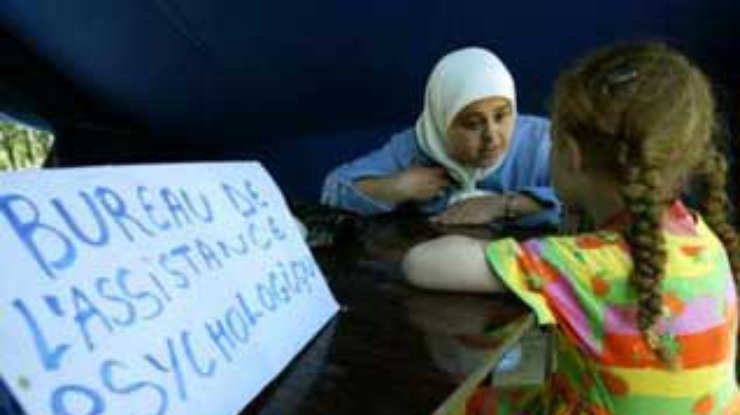 Алжир. 13-летняя девочка провела под руинами 4 дня