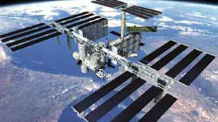 Грузовой космический корабль "Прогресс М1-10" вышел на траекторию полета к МКС