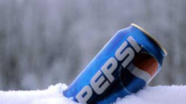 Работника Coca-Cola уволили за распитие банки Pepsi