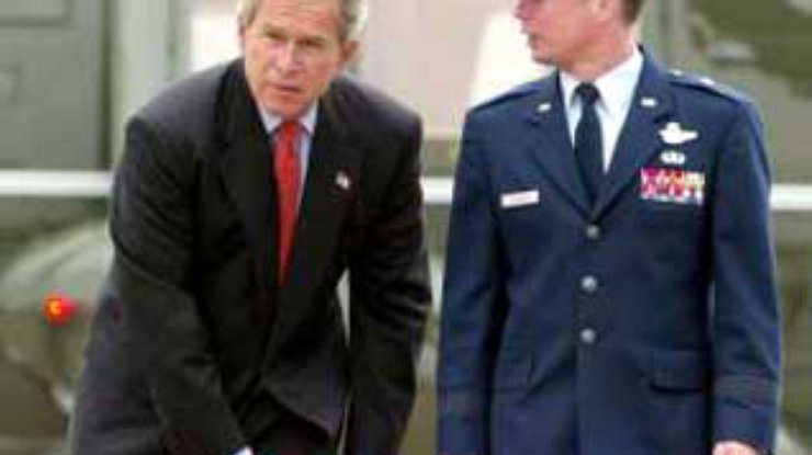 Боль в коленях вынуждает Буша отдохнуть от бега
