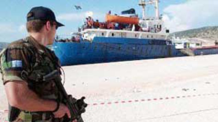 Греция выдвинула против украинских моряков обвинения в незаконной перевозке взрывчатки