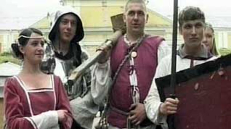 В Несвиже белорусы собрались на праздник средневековой культуры