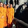 Буддийские монахи обескуражены щедрым даром