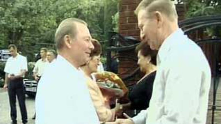 Леонид Кучма встретился в Крыму с президентом Словакии Рудольфом Шустером