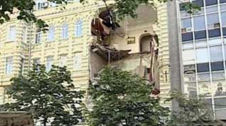 По факту халатности при реконструкции обрушившегося дома в Киеве возбуждено уголовное дело