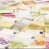 Чешские магазины начали принимать к оплате наличные евро
