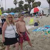 Американцы жалуются на привычку русских переодеваться на пляже, прикрывшись полотенцем