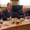 Премьер-министр Израиля Шарон отменил встречу с палестинским премьером Аббасом