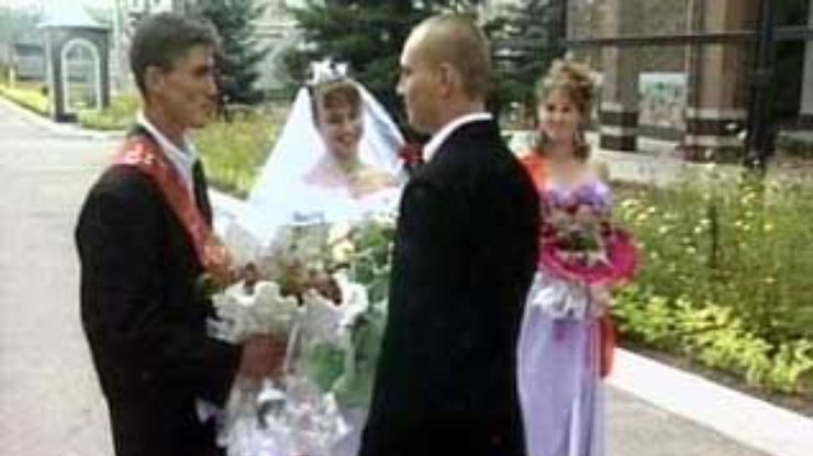 В Харьковской колонии #100 наступила пора свадеб