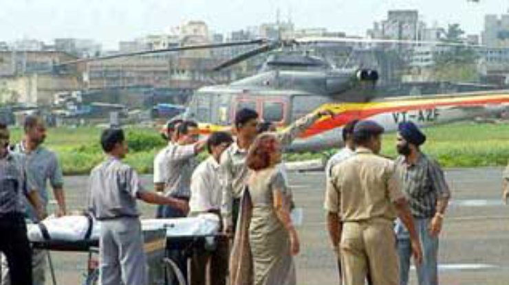 Индийские спасатели обнаружили на дне моря разбившийся вертолет Ми-172