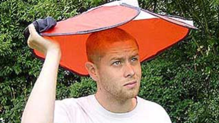Британский дизайнер изобрел "идеальный зонт будущего"