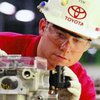 Toyota просит рабочих не садиться за руль