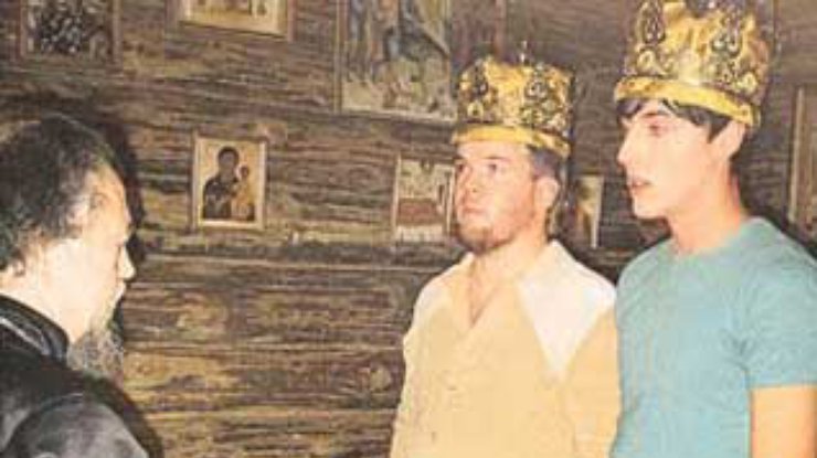 Нижегородский священник обвенчал Дениса и Михаила