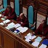 КС рассматривает представление депутатов о бесплатности образования