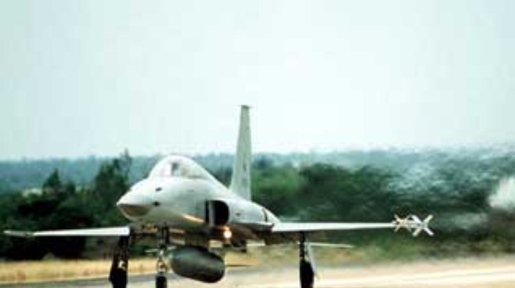 Обнаружены тела пилотов двух разбившихся F-5Е ВВС Южной Кореи