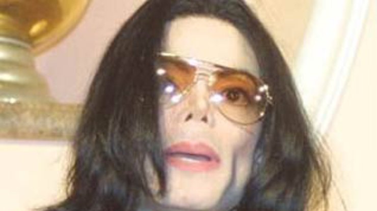 Майкл Джексон стал белее белой старухи