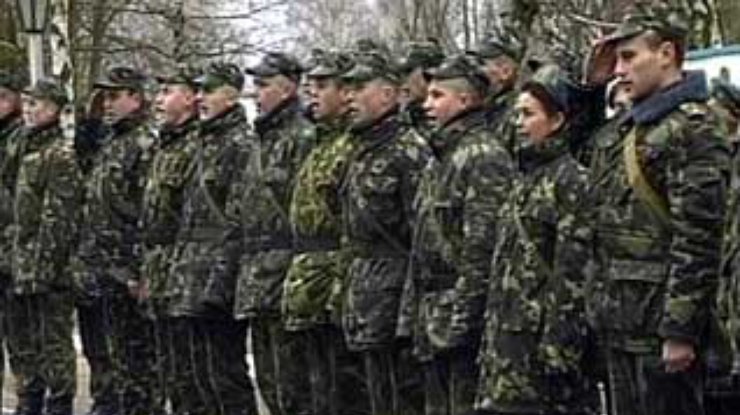 К началу 2005 года вооруженные силы Украины планируют сократить до 200 тысяч человек