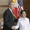 Буш пообещал помочь филиппинцам в борьбе с терроризмом
