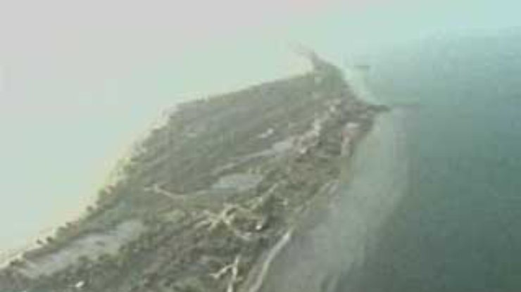 Российская дамба размыта на 40 метров из-за шторма в Керченском проливе