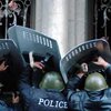 Оппозиция требует от Эдуарда Шеварднадзе в течение получаса заявить об отставке