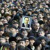 Сотни тысяч людей прибыли на церемонию прощания с Гейдаром Алиевым