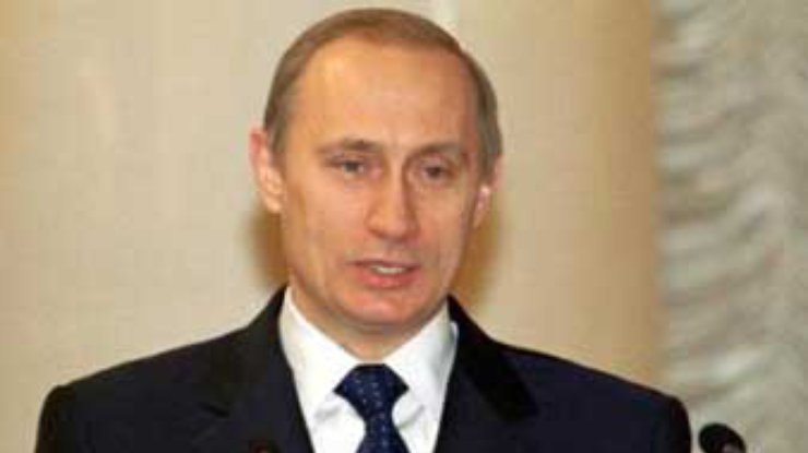 Путин признался, что его дочери часами "сидят в интернете"