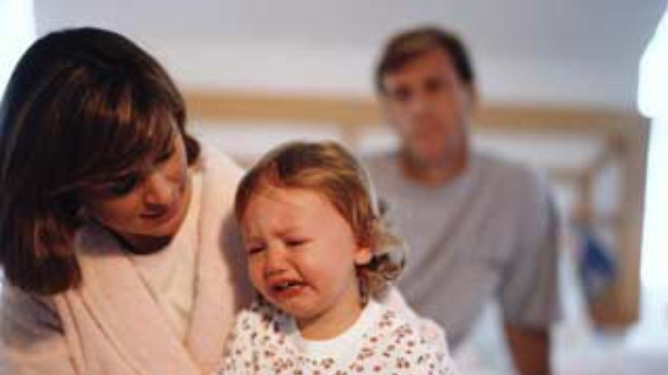 Родители "настроены" на детские слезы