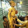 В Токио открылась выставка рассеченных человеческих тел
