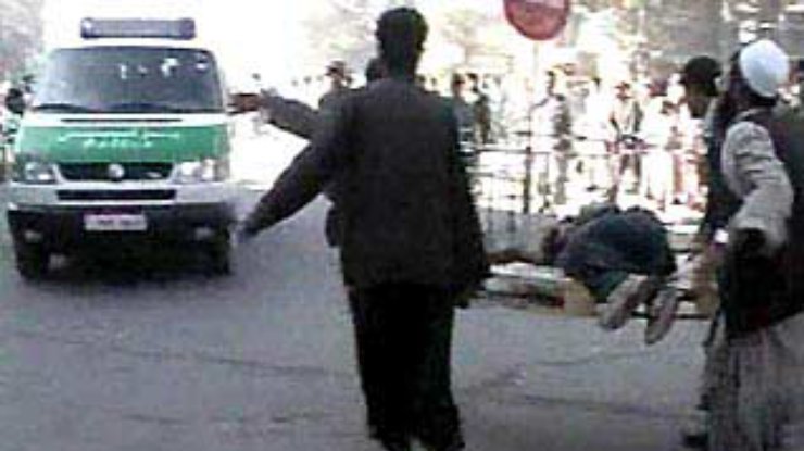 Взрыв в Кандагаре: 12 погибших и 45 раненых