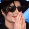 Поклонники Майкла Джексона съезжаются в Калифорнию поддерживать своего кумира