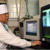 Власти Китая заявили о победе над атипичной пневмонией