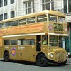 Старые автобусы покидают Лондон