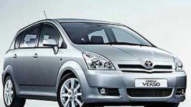 Однообъемник Toyota Corolla Verso обновился