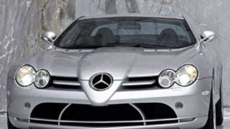 Спортивный Mercedes SLR - синтез инноваций и легенды
