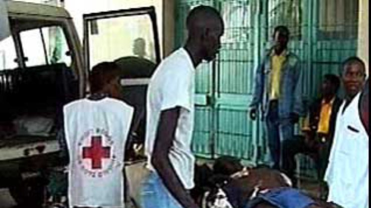 При взрыве бочек с горючим в Анголе погибли 15 человек