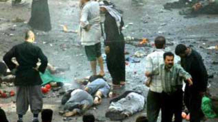 В результате серии взрывов в Ираке погибли десятки человек (Дополнено в 14:56)
